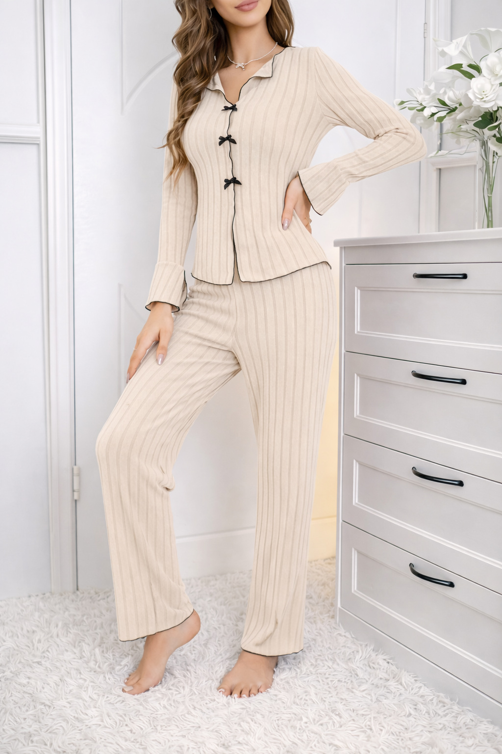 Women's Solid Lettuce Trim Top & Pants Loungewear Two-Piece Set