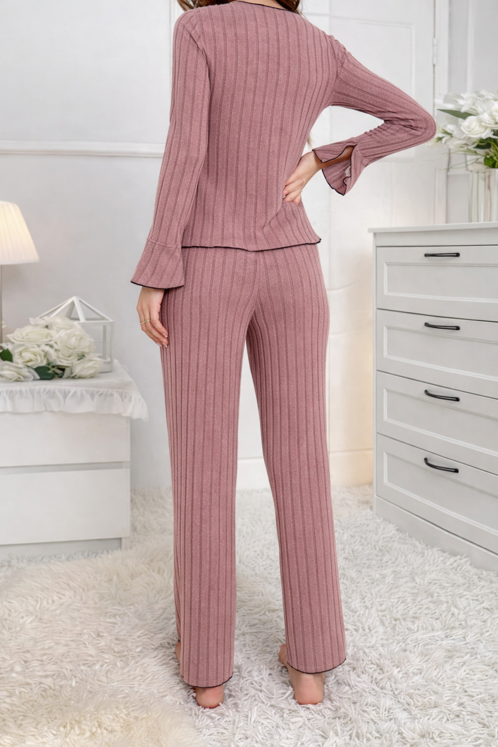 Women's Solid Lettuce Trim Top & Pants Loungewear Two-Piece Set